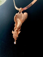 Betta Chasing Birthstone Pellet - Aquaria Gems